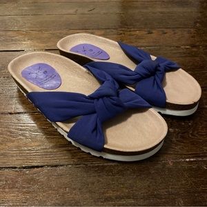 KMB Flat Sandals Blue Knotted Strap Size 37